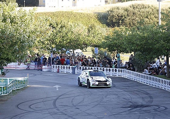 Adrián Costas y Ángel Muriedas, durante la especial de El Sardinero.