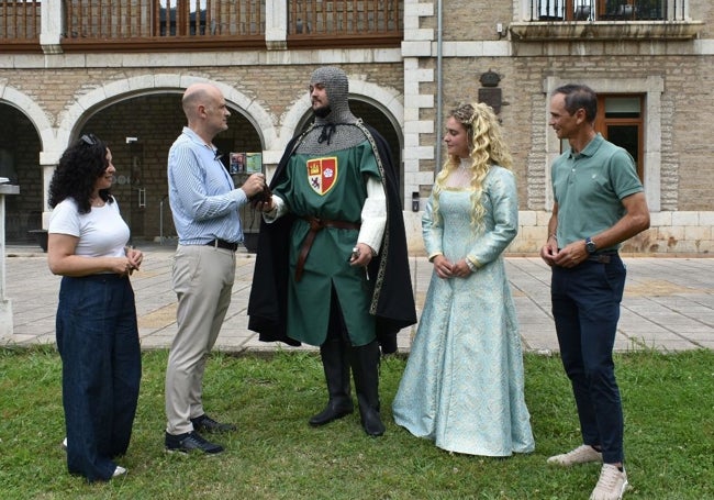 María Ángeles Lombilla, Julio Arranz, Pero Niño, Beatriz de Portugal y Javier Conde.