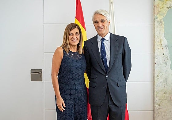 María José Sáenz de Buruaga y Borja Ochoa, este viernes en Peña Herbosa.