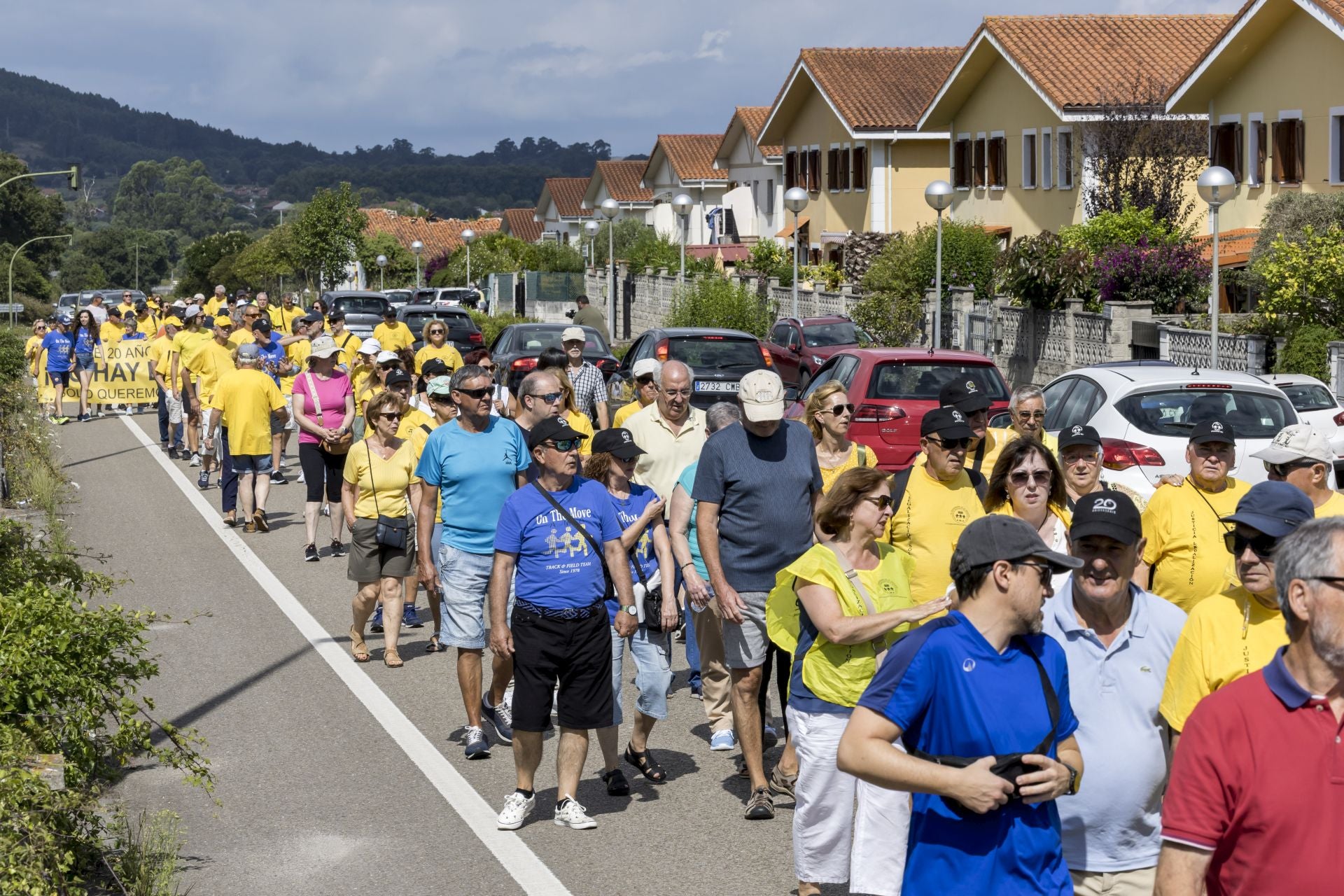 «Aquí seguiremos el año que viene y el siguiente», decía más de uno de los participantes, acostumbrados ya como están a vivir con la incertidumbre alojada en sus casas.