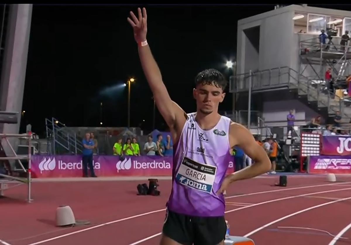 Jorge García se viste de plata en los 400 vallas en Tarragona