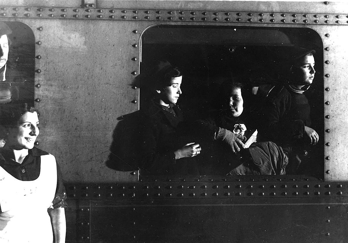 'Huérfanos del olvido' retrata a los 'niños y niñas de Rusia', cobijados durante la Guerra Civil en la Unión Soviética.