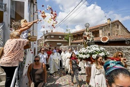 La Virgen de las Nieves recorre Tanos