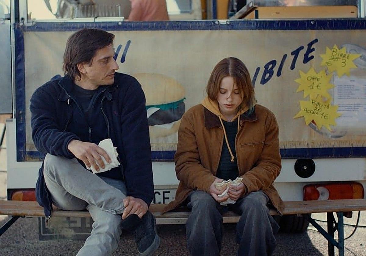 Luca Marinelli y Juli Grabenhenrich, en el filme.