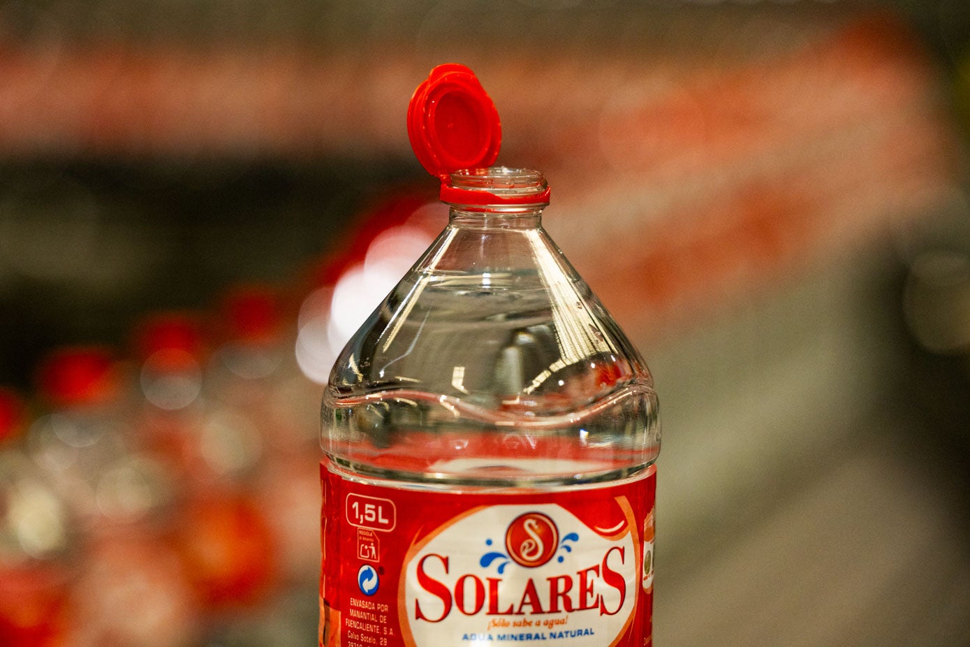 Los nuevos envases incorporan un novedoso tipo de tapón.