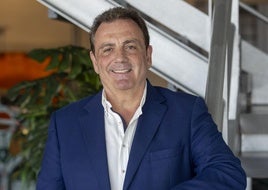 Félix de las Cuevas posa en las instalaciones de El Diario Montañés.