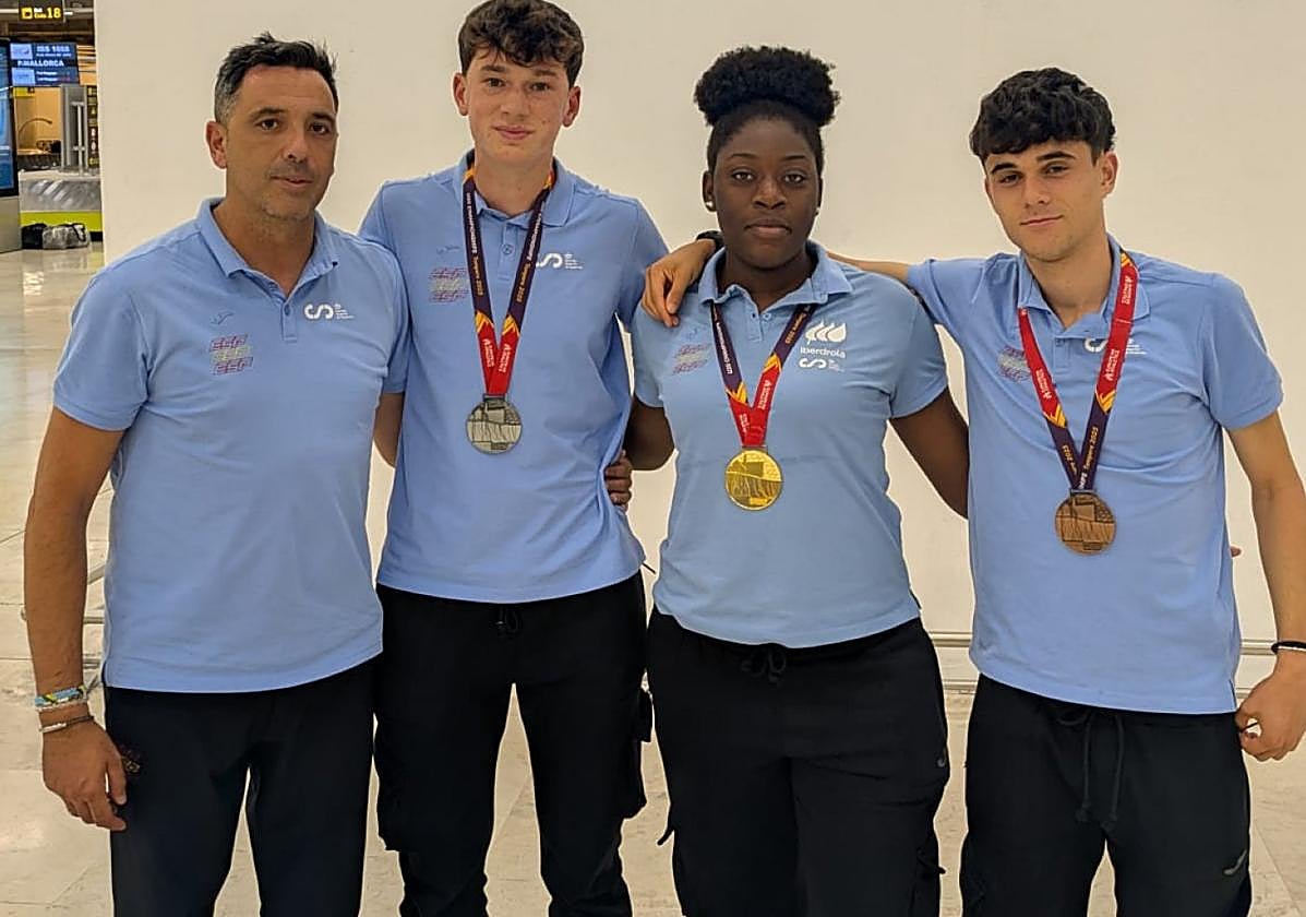 Raúl Gutiérrez, Óscar Crespo, Andrea Tankeu y Aarón Ceballos.