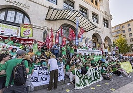 Más de 5.000 docentes se manifestaron en Santander el 29 de mayo.