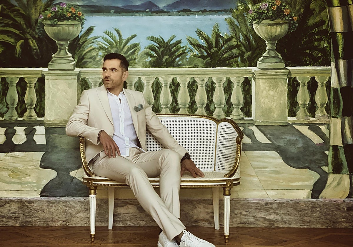 El modelo cántabro Edu Ribote que representará en el concurso a Cantabria