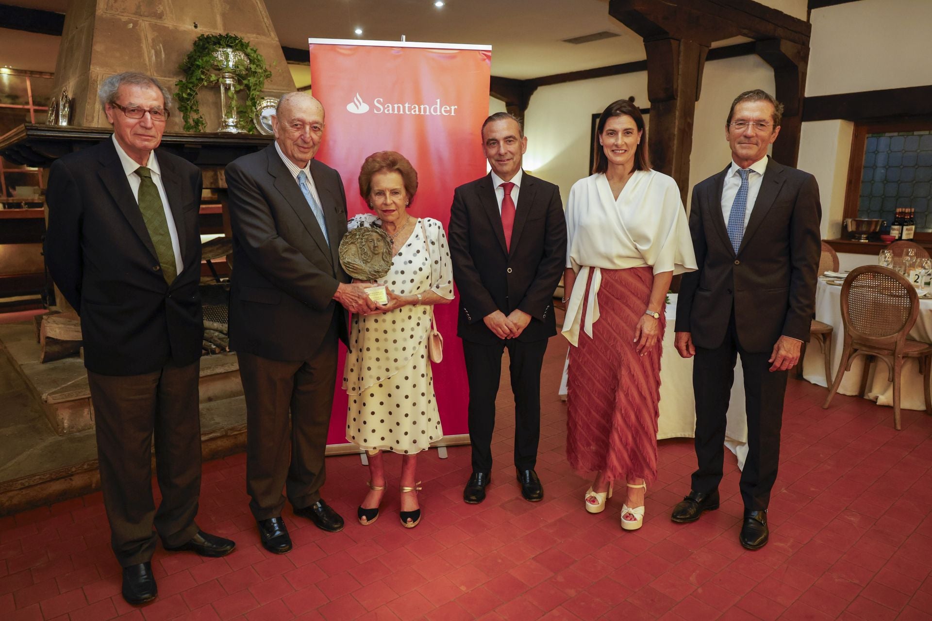 Manuel Ángel Castañeda, Tomás Epeldegui, Elena García Botín, Manuel Iturbe, Gema Igual y Antonio Tornel.