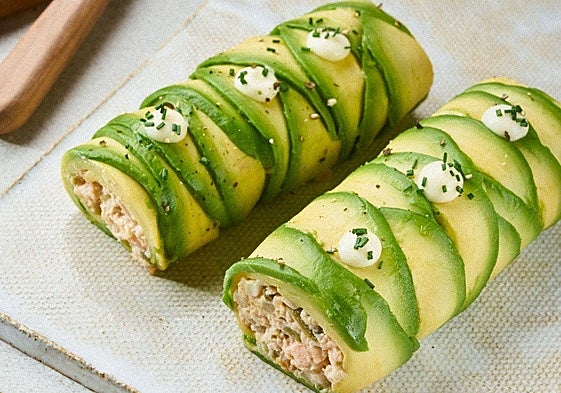 Estos rollitos de aguacate y salmón son más que tentadores.