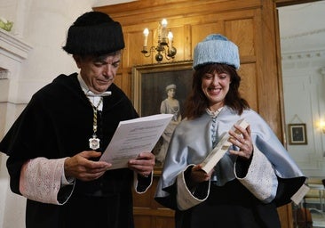 Una oda al libro en la investidura de Irene Vallejo como honoris causa de la UIMP