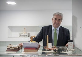 Javier Hernández de Sande preside el Colegio Oficial de Médicos de Cantabria y la Academia Cántabra de Gastronomía.