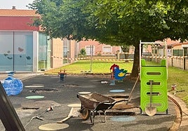 Trabajos en el parque infantil del colegio Ramón y Cajal de El Astillero.