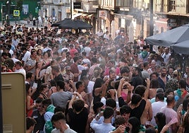 Las altas temperarutas no enfría el pulso festivo de Torrelavega