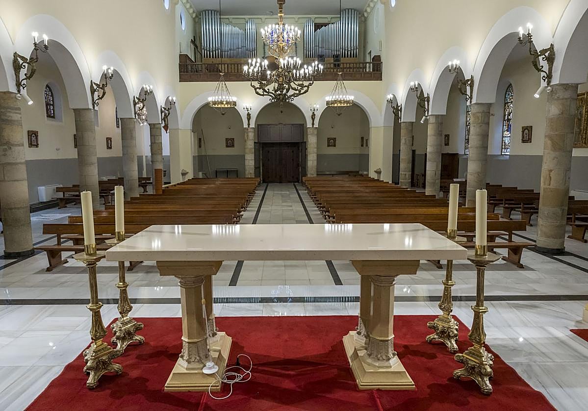 Aspecto que presenta la iglesia de San José desde el altar.