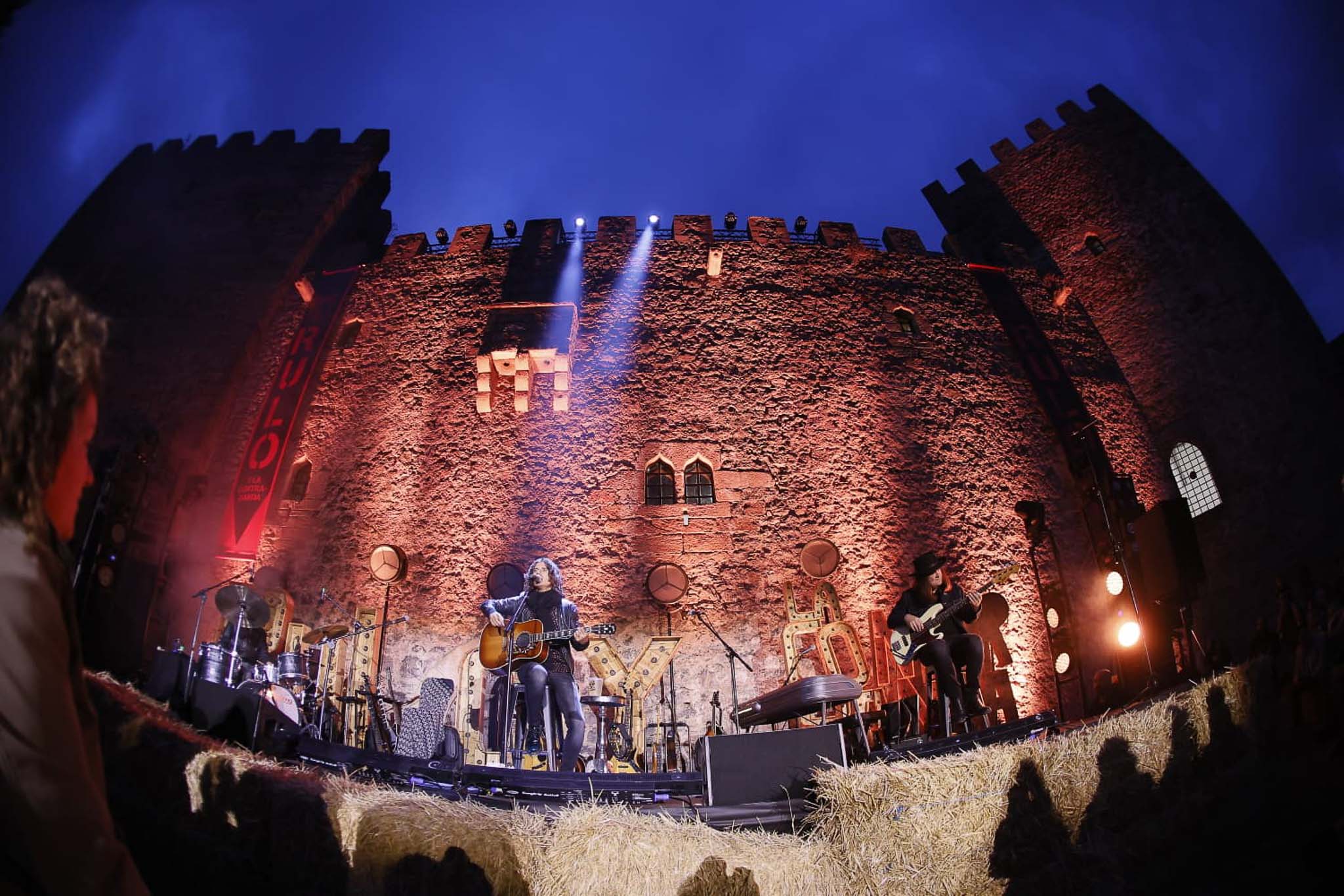 El grupo liderado por el reinosano Raúl Gutiérrez, Rulo, solo tenía previsto un concierto en el Castillo de Argüeso (Hermandad de Campoo de Suso), pero tras agotarse el millar de entradas disponibles en minutos se programaron otros dos.
