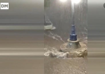 Una tromba tan potente como inesperada colapsa Santander y las localidades de la bahía