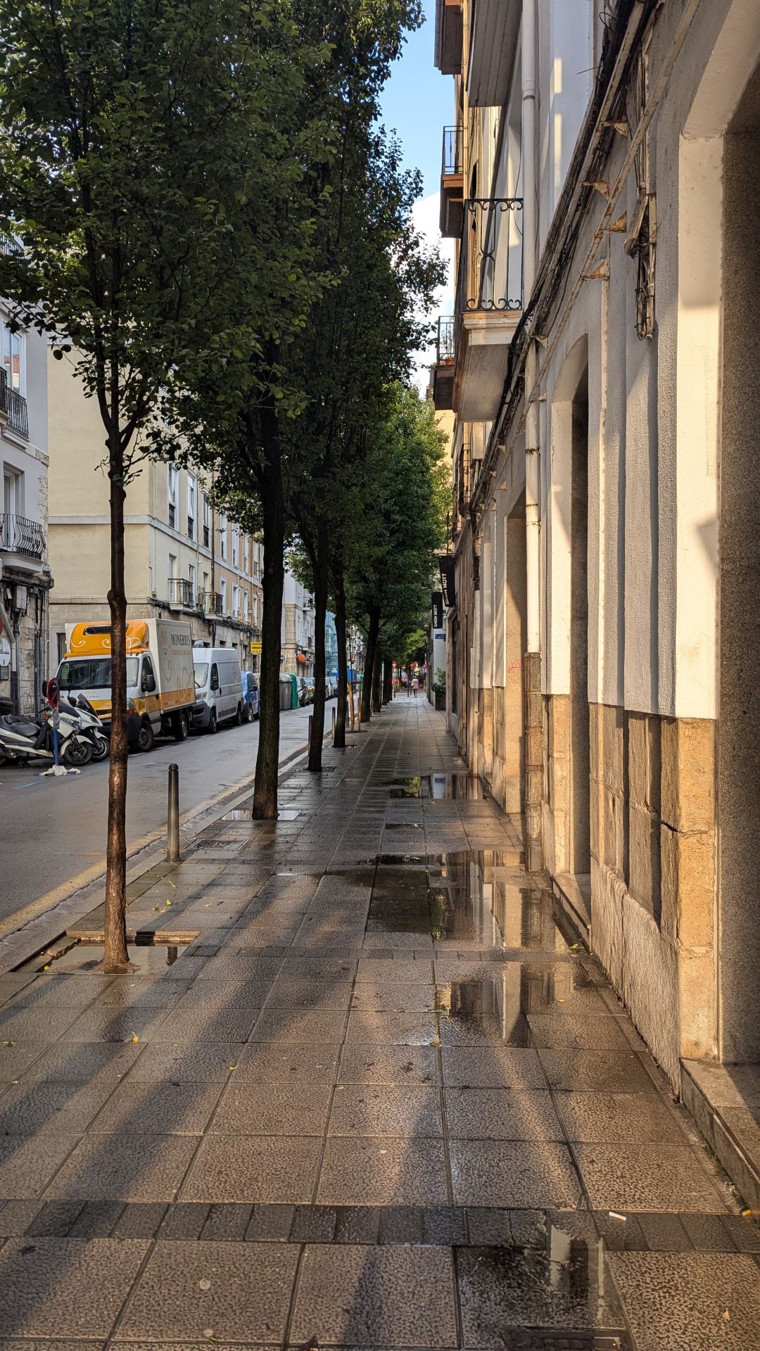 Después de la tempestad llega la calma. El sol brilla en el centro de Santander