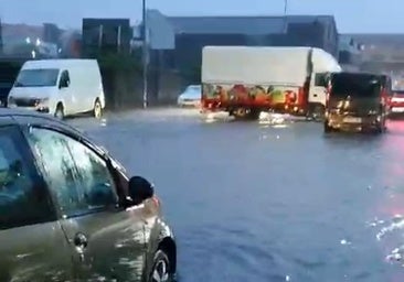Así ha sido la inundación en el polígono de Candina