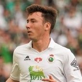 El cántabro Saúl García, durante un partido con el Racing la pasada campaña.