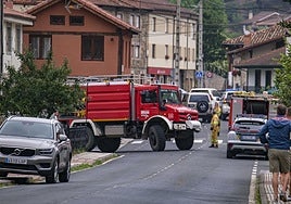 Operativo de bomberos desplegado ante los incendios en Liébana.