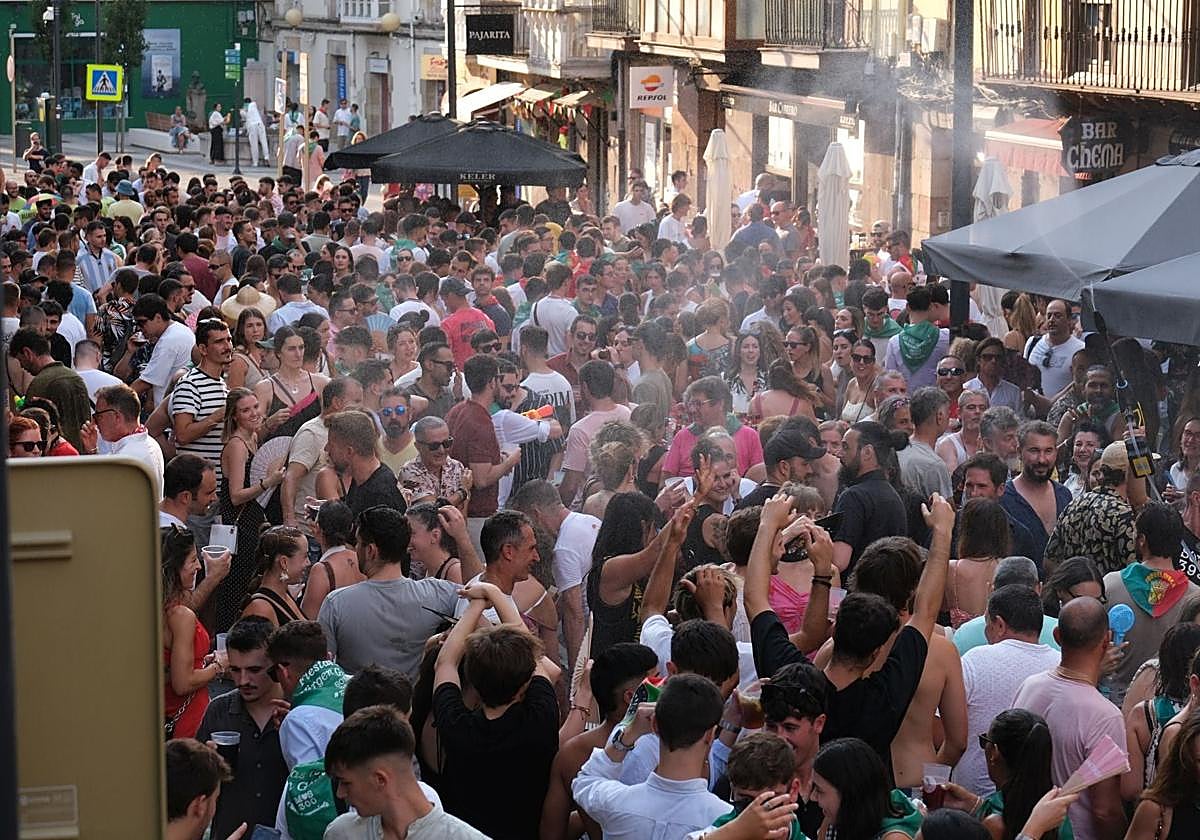Imagen del centro de Torrelavega durante las pasadas fiestas de la Virgen Grande.