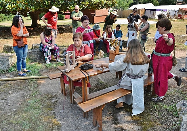 Taller de telares en la 'programación expandida' de las Guerras Cántabras.
