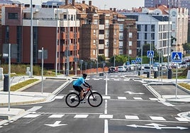 Calles de El Alisal, en Santander, que acogerán nuevas viviendas protegidas.