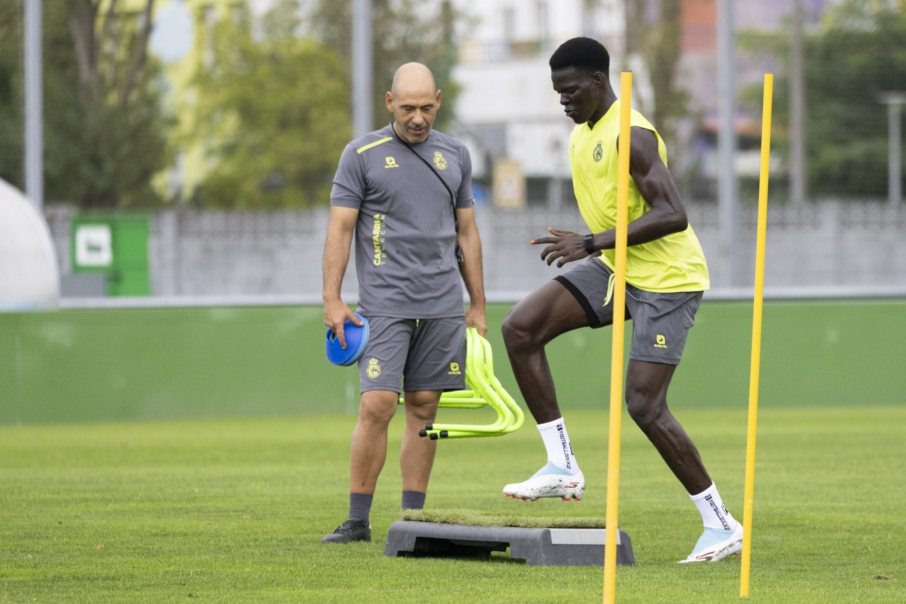 Maguette trabaja en solitario en La Albericia.