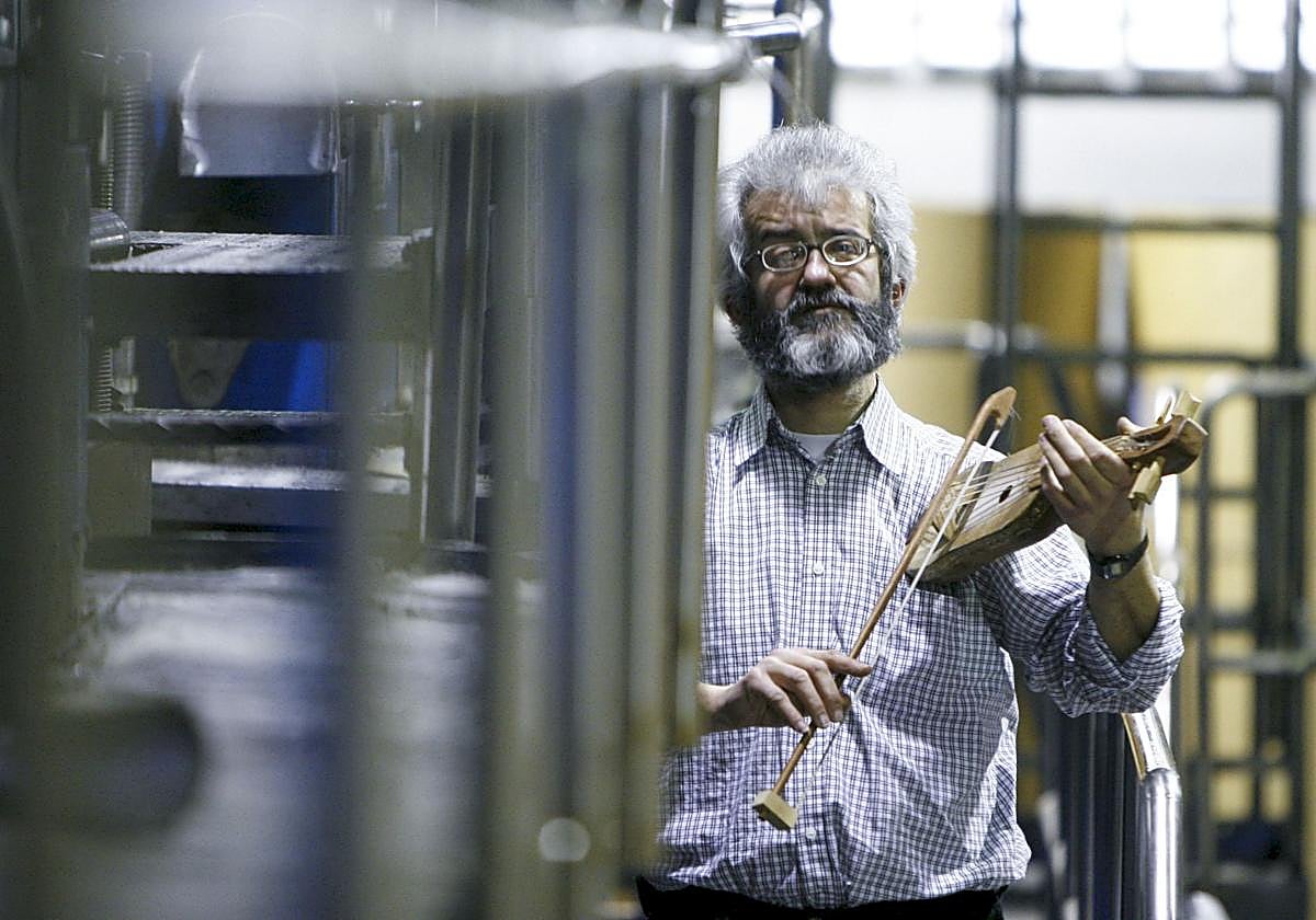 César Higuera, uno de los rabelistas que participará en el certamen