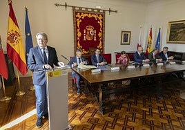 El secretario de Estado de Transportes, José Antonio Santano