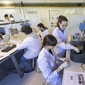 Laboratorio de la Escuela de Telecomunicaciones de la Universidad de Cantabria, el pasado año.