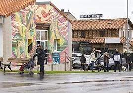 Escena cotidiana en Piélagos.