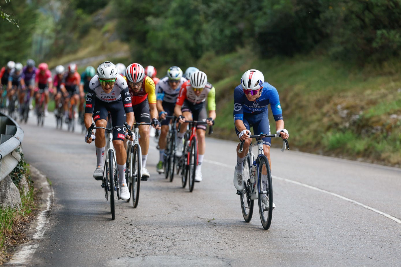 La ventaja de los escapados se mantuvo entorno a los dos minutos durante gran parte de la etapa. 