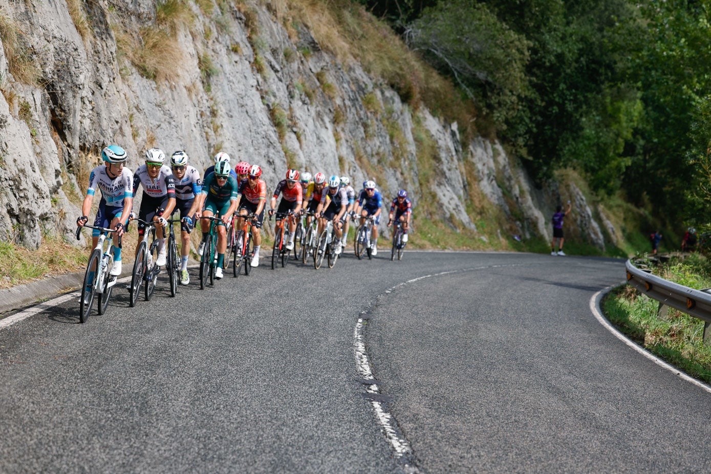 El grupo de escapados, camino de Liérganes. 
