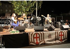 David Tavares, Marcio Rosa y André Prodossimo, durante su actuación