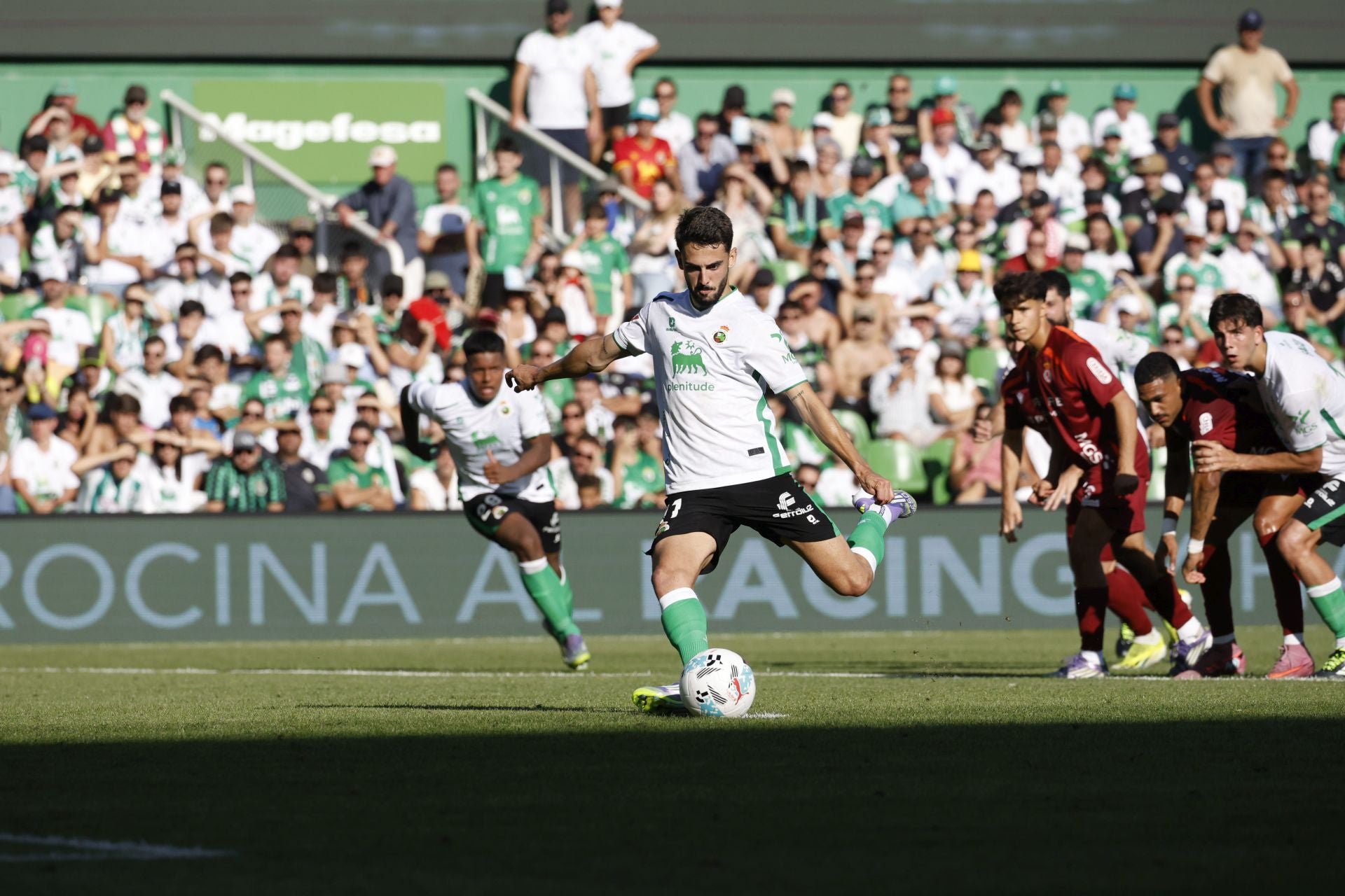 El Racing-Cultural Leonesa, en imágenes