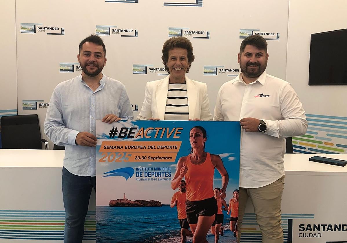 Pablo Regaliza y Guillermo Pedrajo, responsables de Gedsports, junto a la concejala de Deportes del Ayuntamiento de Santander.