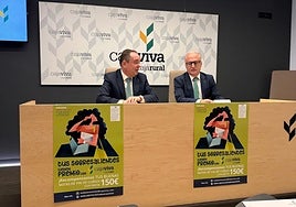 Ramón Sobremonte, director General de Cajaviva y Jorge Esteban, director de Área de Negocio, durante la presentación del Ingreso sobresaliente.