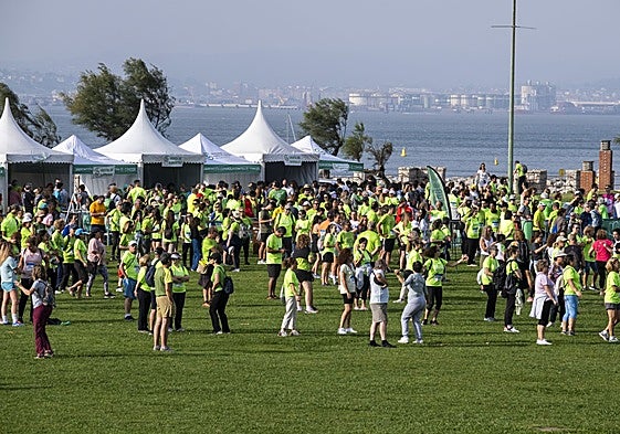 Postal solidaria en Santander