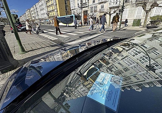 La tarjeta de aparcamiento es una de las ventajas asociadas al reconocimiento de la discapacidad.