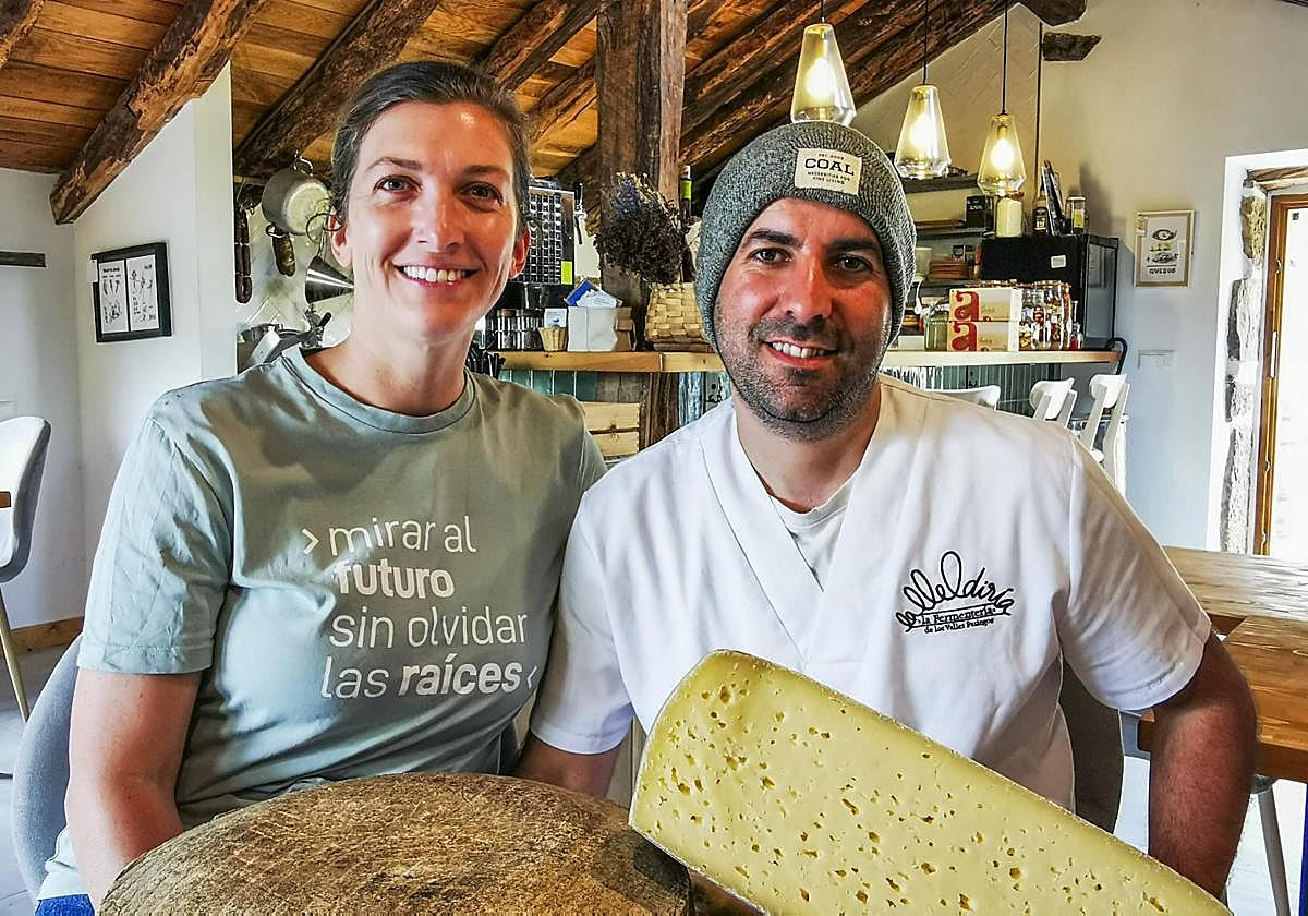 Sarah Hart y Aitor Lobato defienden un modelo de producción comprometido con el territorio.