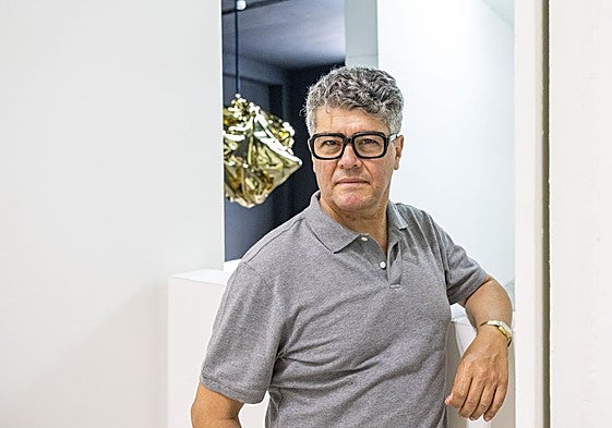 José Luis Vicario en su muestra en la Nave Sotoliva.