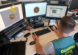 La Guardia Civil de Cantabria recupera 41.000 euros estafados a una empresa catalana