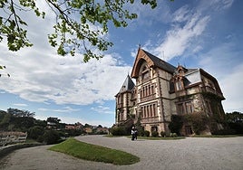 La casa del Duque en Comillas que puede visitarse los sábados de aquí a diciembre.