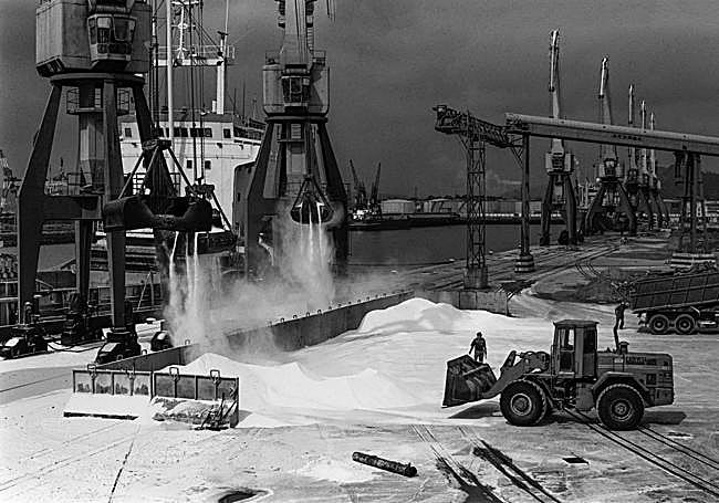 El reportaje de los noventa, que recobra el CDIS, es un itinerario estructurado en cuatro partes.