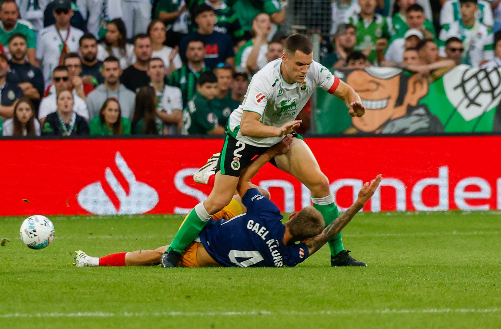 Mantilla lució el brazalete de capitán en la primera mitad