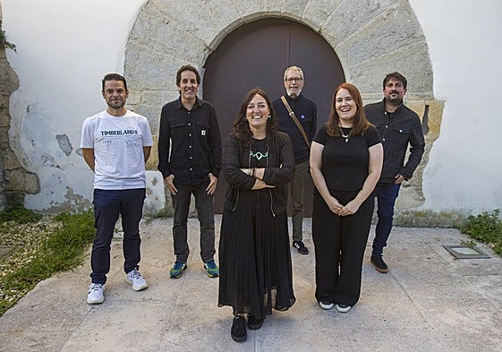 Juan Teja, Javier Gandarillas, Noemí Méndez, Jesús Vázquez, Almudena Díaz y Rafael San Emeterio .
