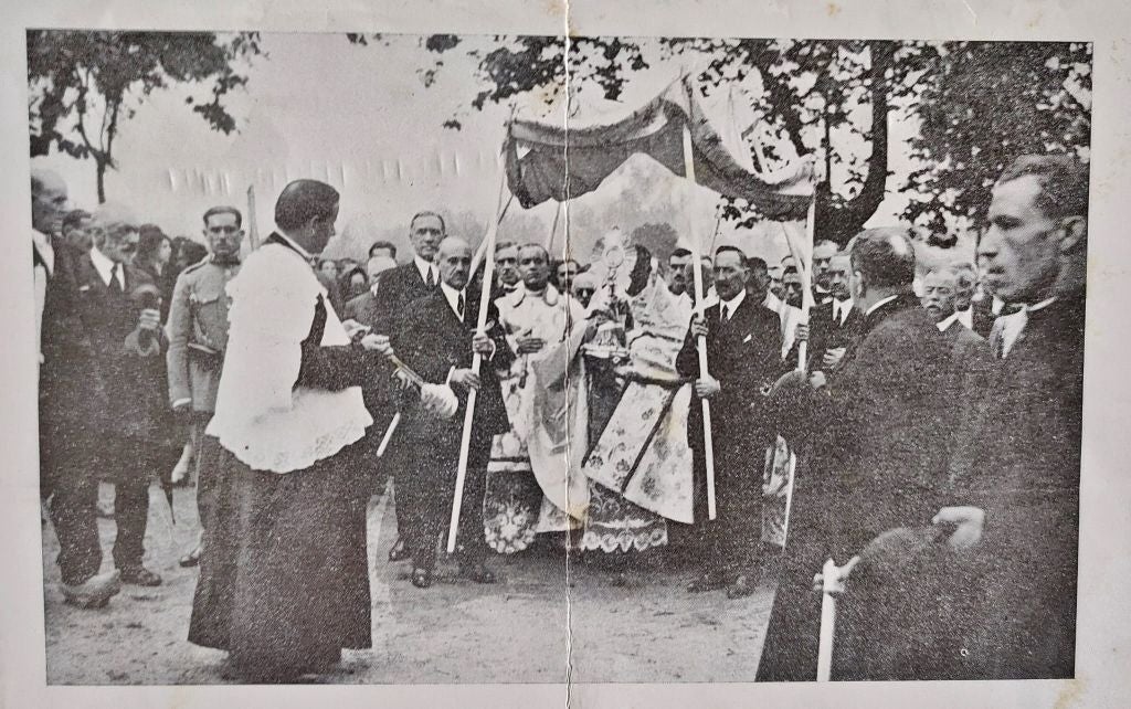 Traslado del Santísimo desde el Santuario de La Cuesta a la nueva iglesia.